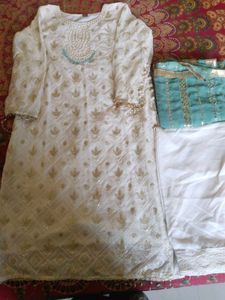 Elegant White Kurta Set with Dupatta