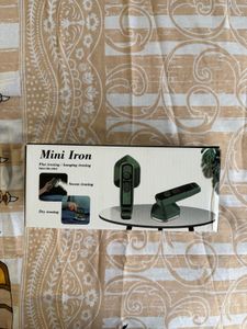 Portable Mini Steam Iron