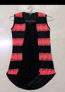 Stylish Black &amp; Pink Striped Sleeveless Top