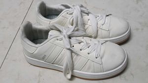 White Casual Lace-Up Sneakers | Comfortable Daily