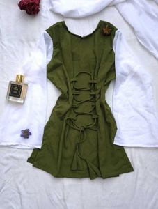 Olive floral corset kurti with scarf 🫶🏻