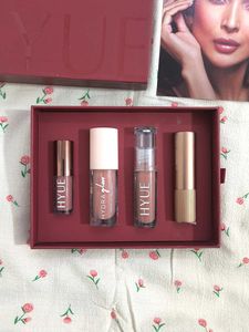 HYUE Notoriously Nude Lip Kit