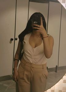 🤍Sleeveless Ruched Front Crop Top🤍