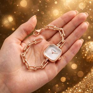 Elegant Chanel chain  Watch