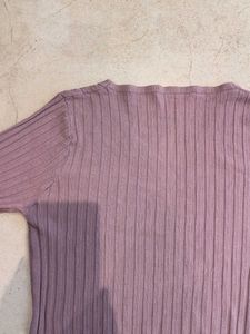 Ribbed V-Neck Cropped Top