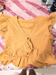 Cute Ruffle Crop Top