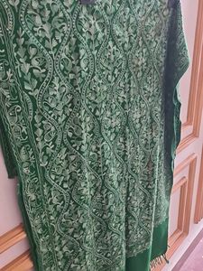 PRICE DROP : Elegant Green Ethnic woolen stole