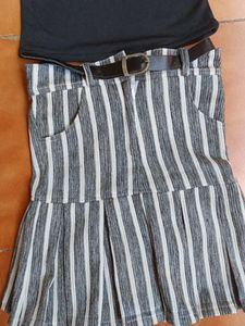 Girl's Outfit - Top &amp; Skirt 4 years old perfect fi