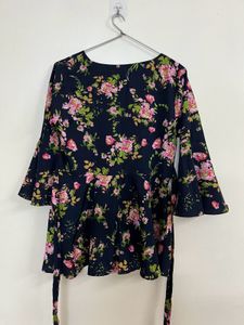 Chic Floral Print Bell Sleeve Top