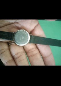 Classic Black Leather Strap Watch(not working)