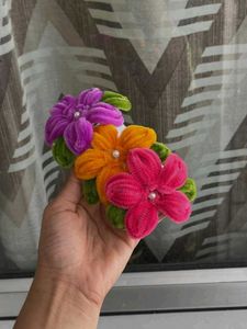 Chic Floral Hair Clip