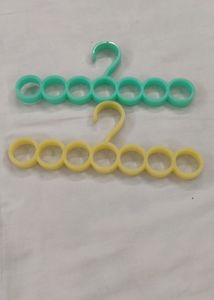 A  SCARf HANGER