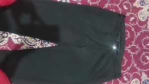 black winterpants with furr inside
