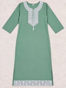 Elegant Green Embroidered Kurta
