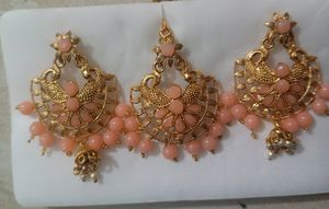 Peach Earrings With Maagtika