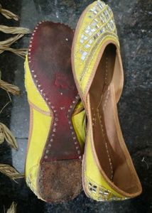 Genuine leather embellished yellow jutti