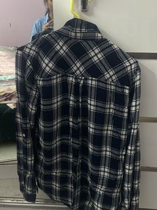 Blue &amp; White Plaid Button-Up Shirt