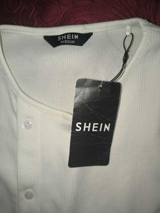 SHEIN White Sleeveless Button-Up Top