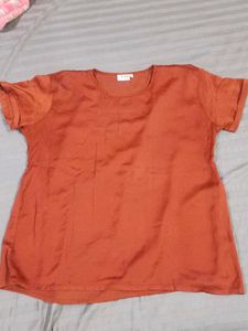 xxxl size 44 Rust Colored Short Sleeve Top