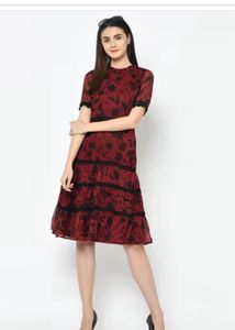 Chic Red Floral Lace Dress