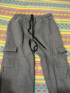 Comfortable Grey Cargo Sweatpants