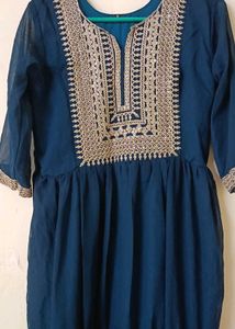 Elegant Navy Blue Tiered Gown