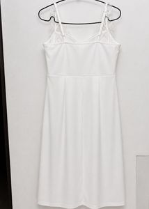 SAVANA Applique Bodycon Dress