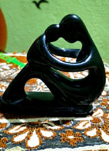 "👩‍👦 The Artist Hub Mother with Baby Statue Showpiece - A Loving Home Decor Tribute to Motherly Love! 🏡💖"