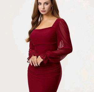 Elegant Maroon Midi Dress