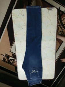 Roadster Jean, Price Negotiable
