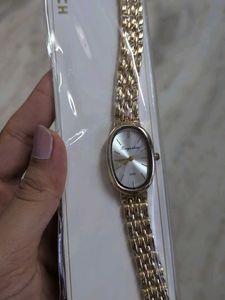 Vintage Gold Oval Wristwatch