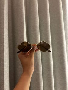 Vintage-Style Gold Geometric Hexagon Sunglasses