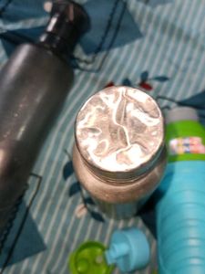 4 good condition water bottle