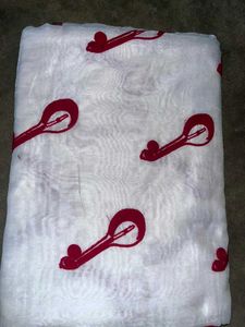 white saree and red Sare