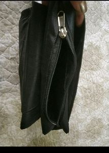 New Travel Sling With Cap