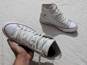 White Converse High-Top Sneakers ( unisex )