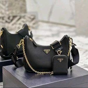 PRADA RE EDITION**SHOULDER &amp; CROSSBODY BAG*