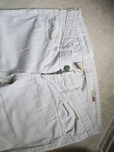 Women's White skinny fit Pants.  buy from vetnam