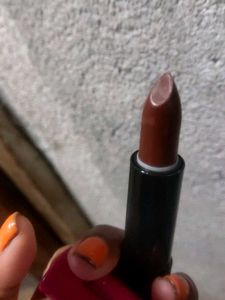 Oriflame Mini Matte Lipstick Shade Chocolate Love