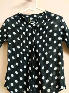 🔥BUY1GET1🔥black regular fit shirt for women ( My