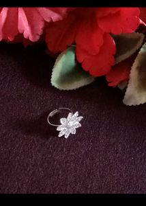 Sparkling Flower Ring pack of four