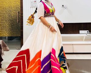 stunning navratri lehna choli