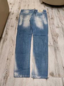 Ma6205 Vogue jeans waist 36 inches