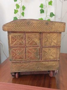 Antique Brass make-up Box