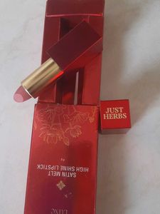 NEW WITH TAG -Just Herbs Luxe Lipstick