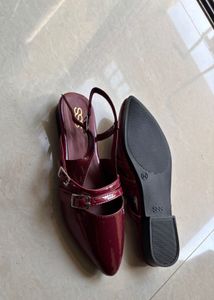 Chic Burgundy Patent Slingbacks (EU 34)