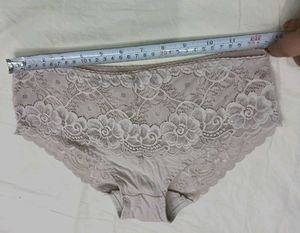 💛 Lace Trim Briefs