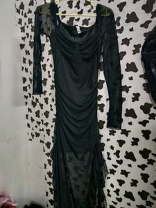 Chic Black Ruched Long Sleeve Dress