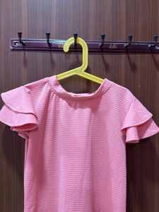 Chic Pink Ruffled Sleeve Dress