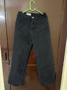 Stylish Wide-Leg Black Jeans